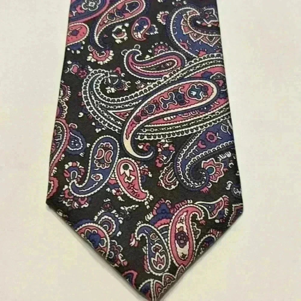 Envoy tie‎